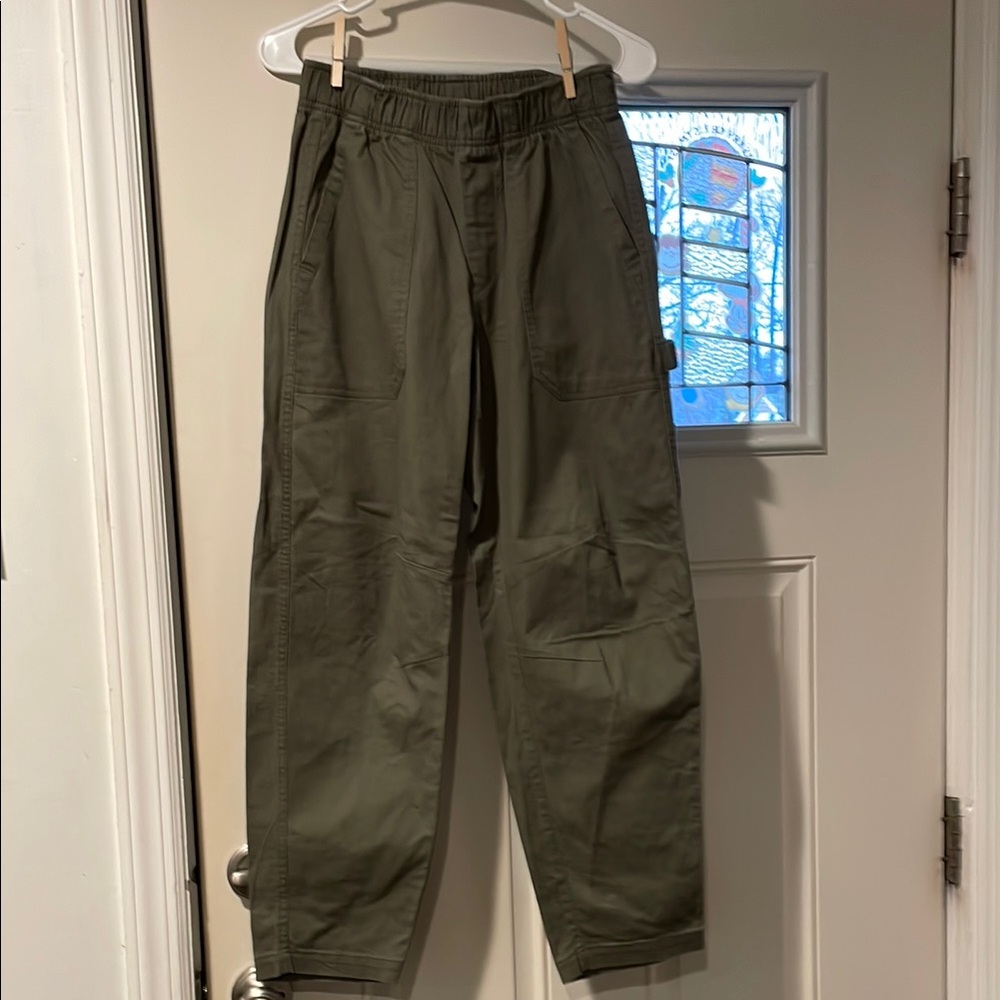 Women’s Olive Cargo Pants
